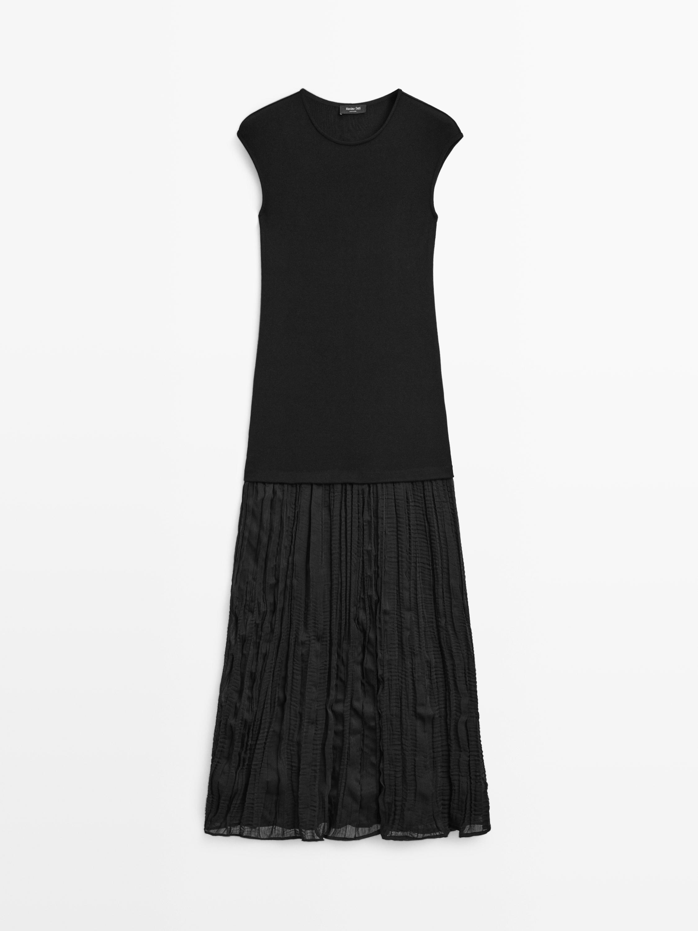Robe longue combinée plissée